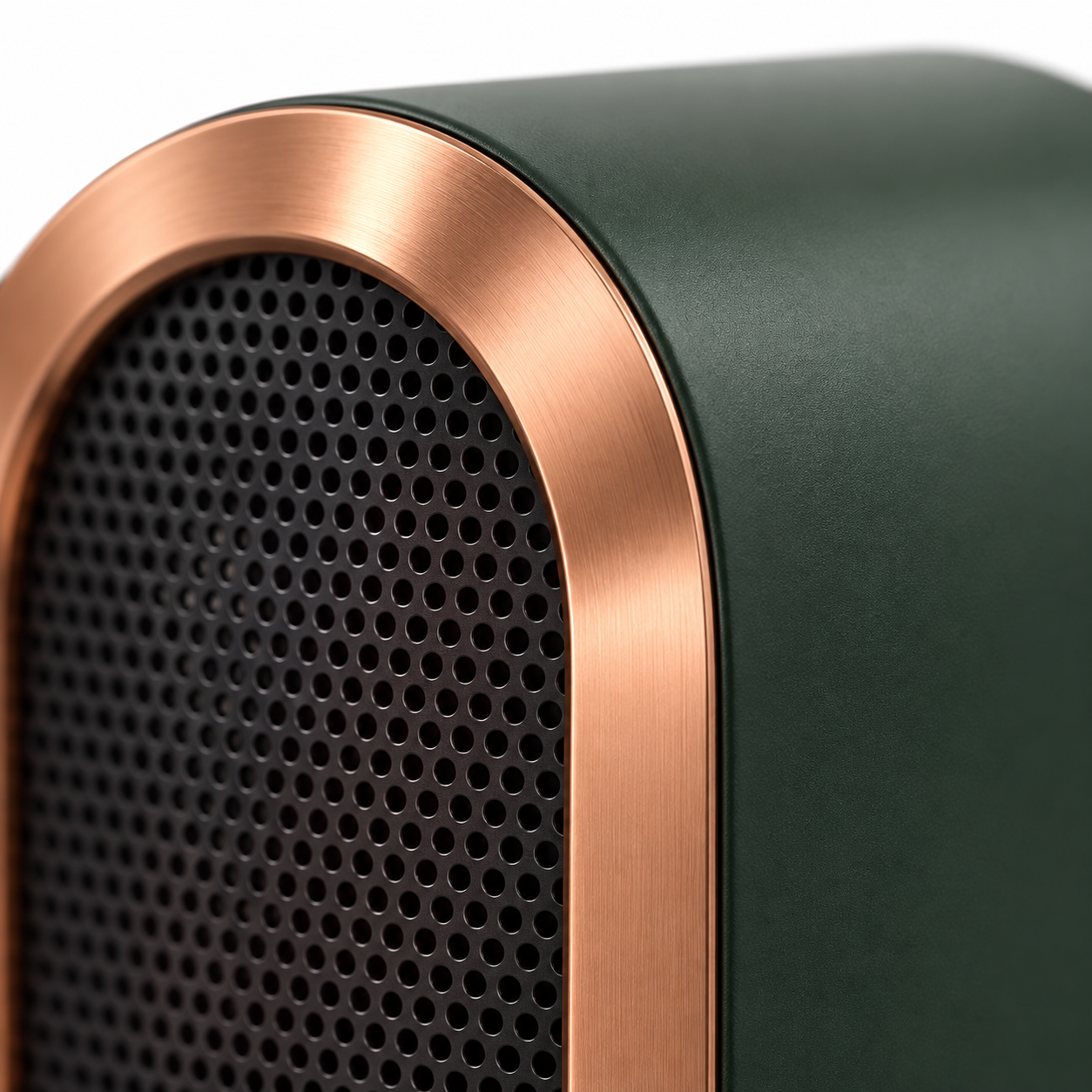 Détail macro du cuivre brossé, de la grille noire et de la coque mate Au chaud